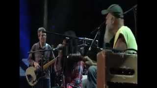 Seasick Steve live with Jack White  Alison Mosshart and John Paul Jones [upl. by Nnylaf]