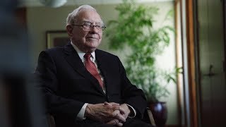 Warren Buffett Explains the 2008 Financial Crisis [upl. by Nnaylime874]